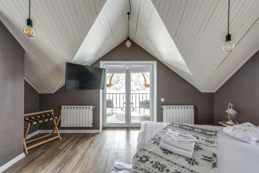 Gambar Kamar Tidur Loteng